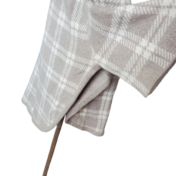 LOFT Plaid Poncho Sweater Cream Neutral Cowlneck L/XL Side Slits Half Sleeve NWT - Picture 5 of 10